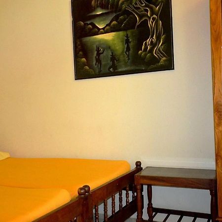 Time N Tide Beach Resort Hikkaduwa Dış mekan fotoğraf