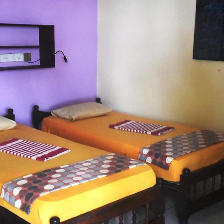 Time N Tide Beach Resort Hikkaduwa Dış mekan fotoğraf