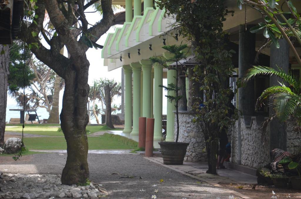 Time N Tide Beach Resort Hikkaduwa Dış mekan fotoğraf