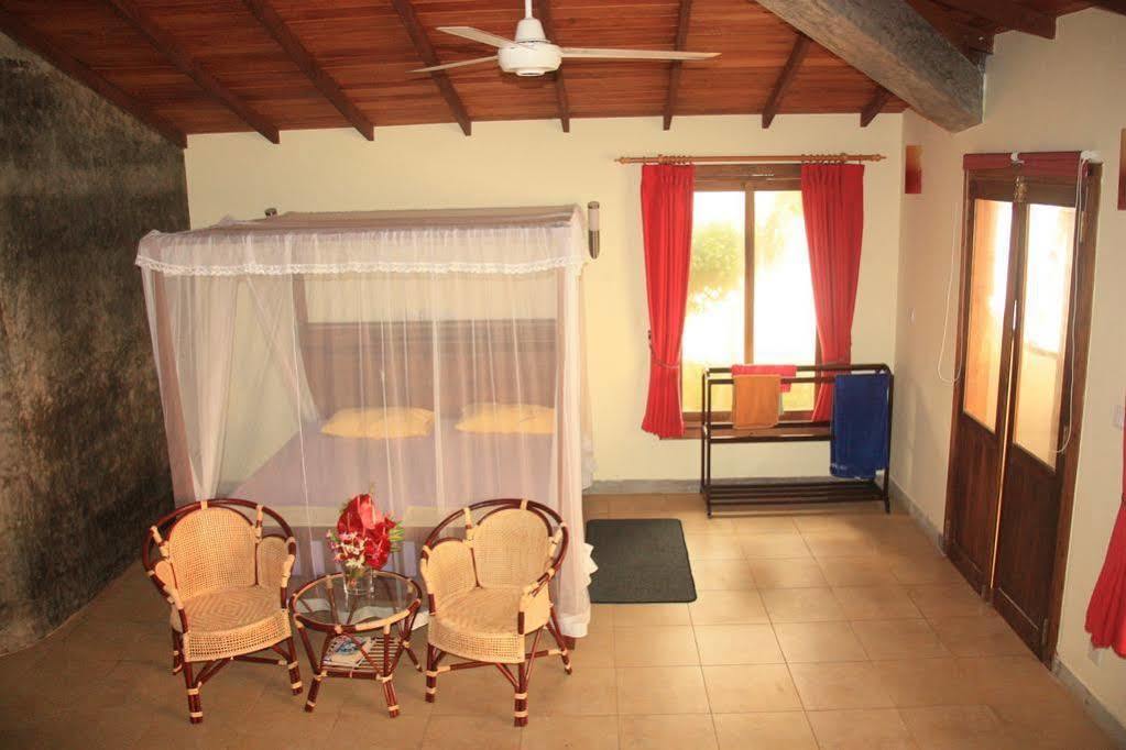 Time N Tide Beach Resort Hikkaduwa Dış mekan fotoğraf